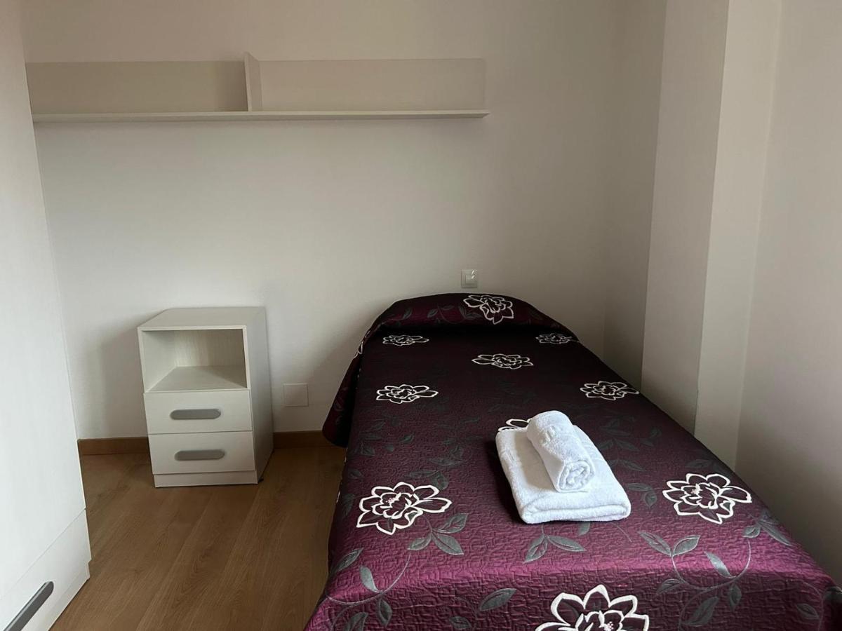 H. Lavid Hotel Briviesca Bagian luar foto